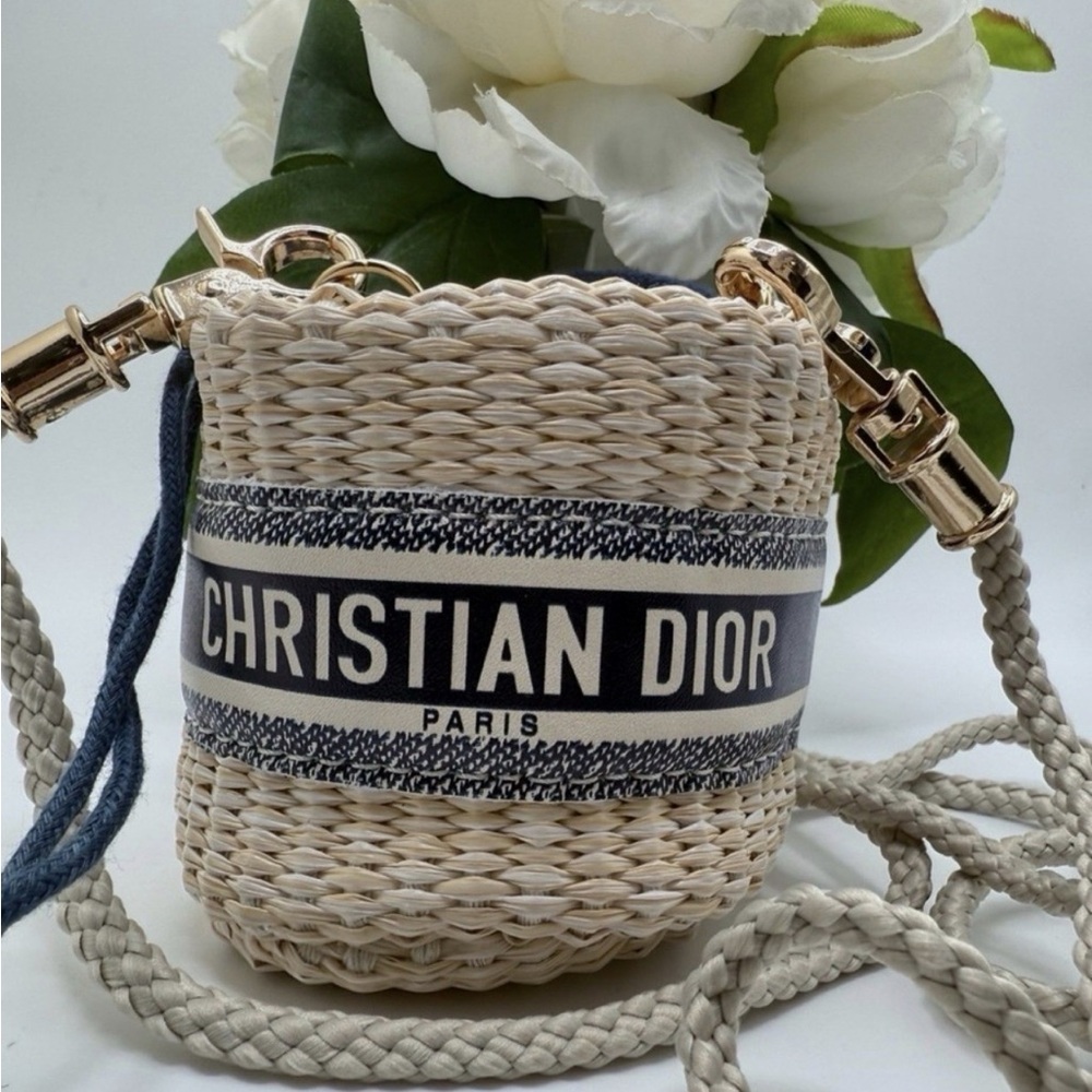 Christian Dior Cream Woven Mini Bucket Bag with Navy Trim - Picture 4 of 7